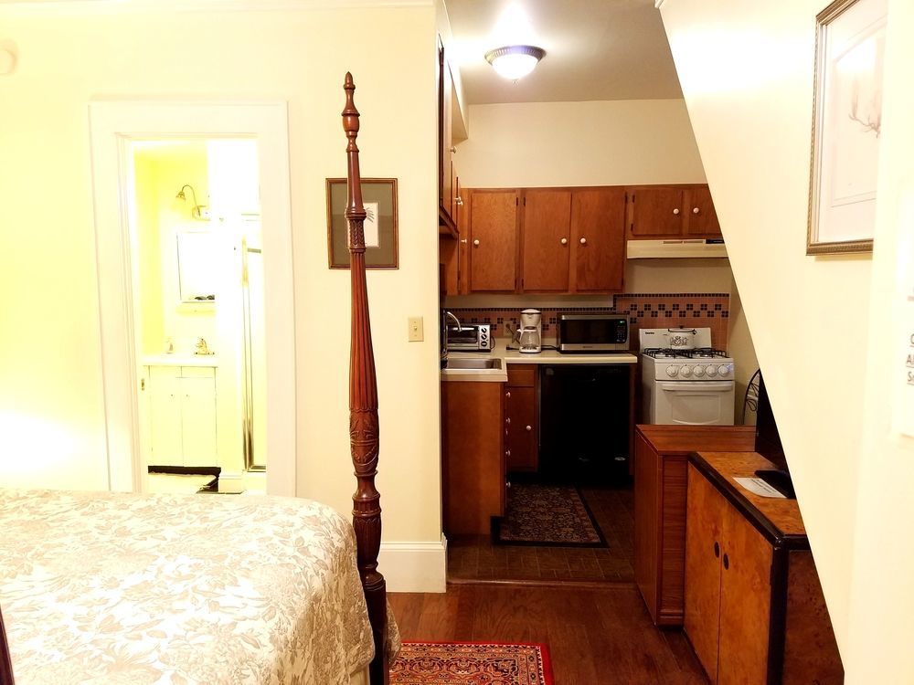 Lion'S Inn Bed And Breakfast Ню Орлиънс Екстериор снимка