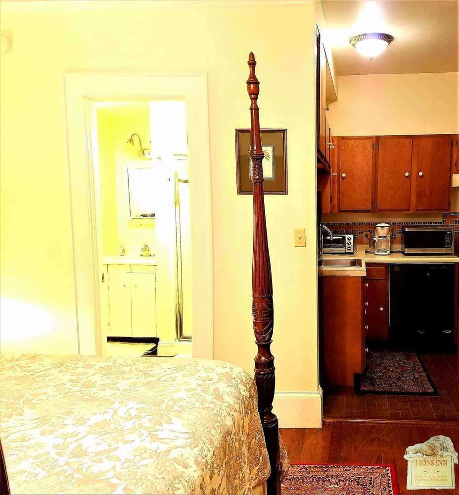 Lion'S Inn Bed And Breakfast Ню Орлиънс Екстериор снимка