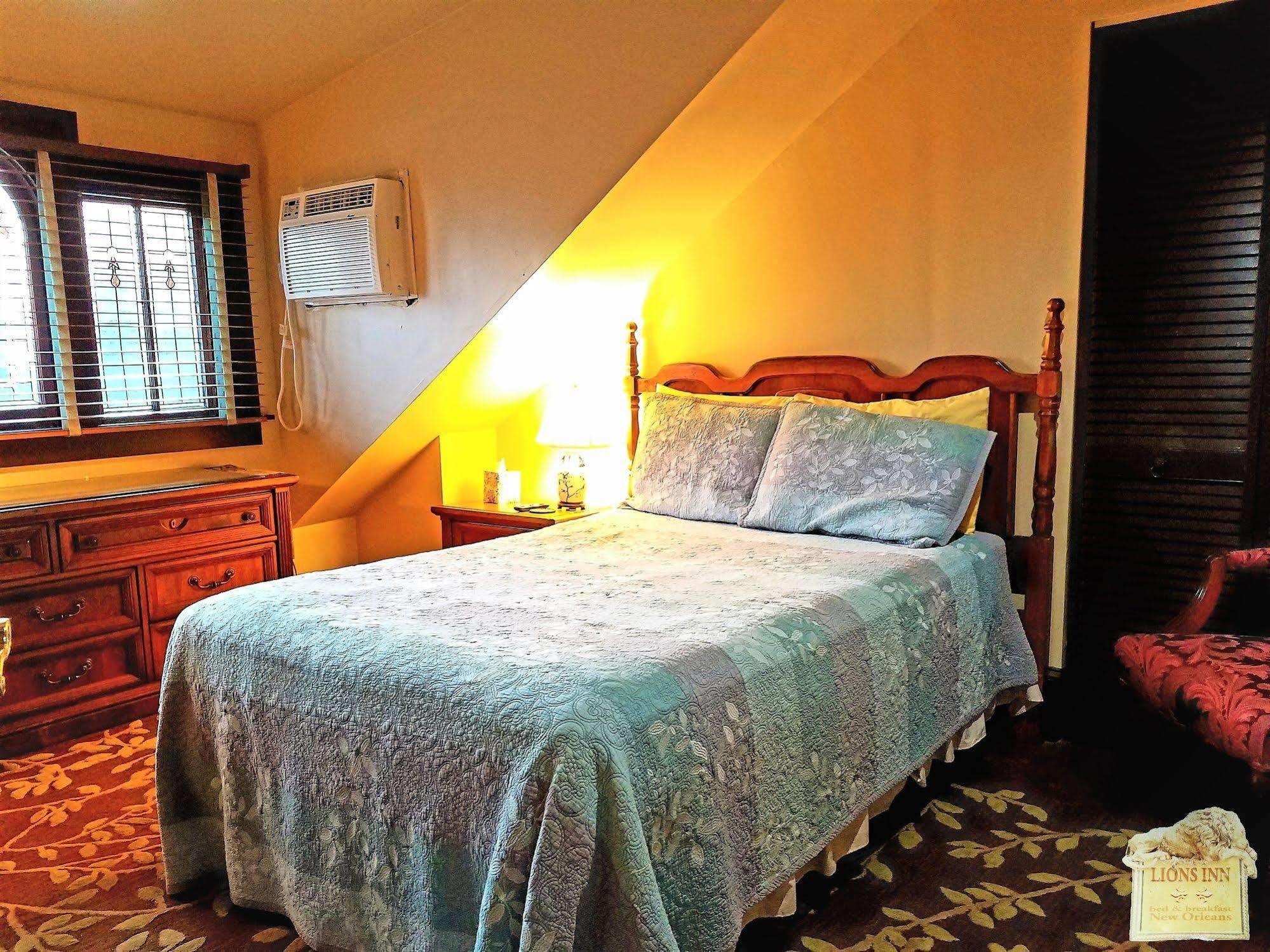 Lion'S Inn Bed And Breakfast Ню Орлиънс Екстериор снимка