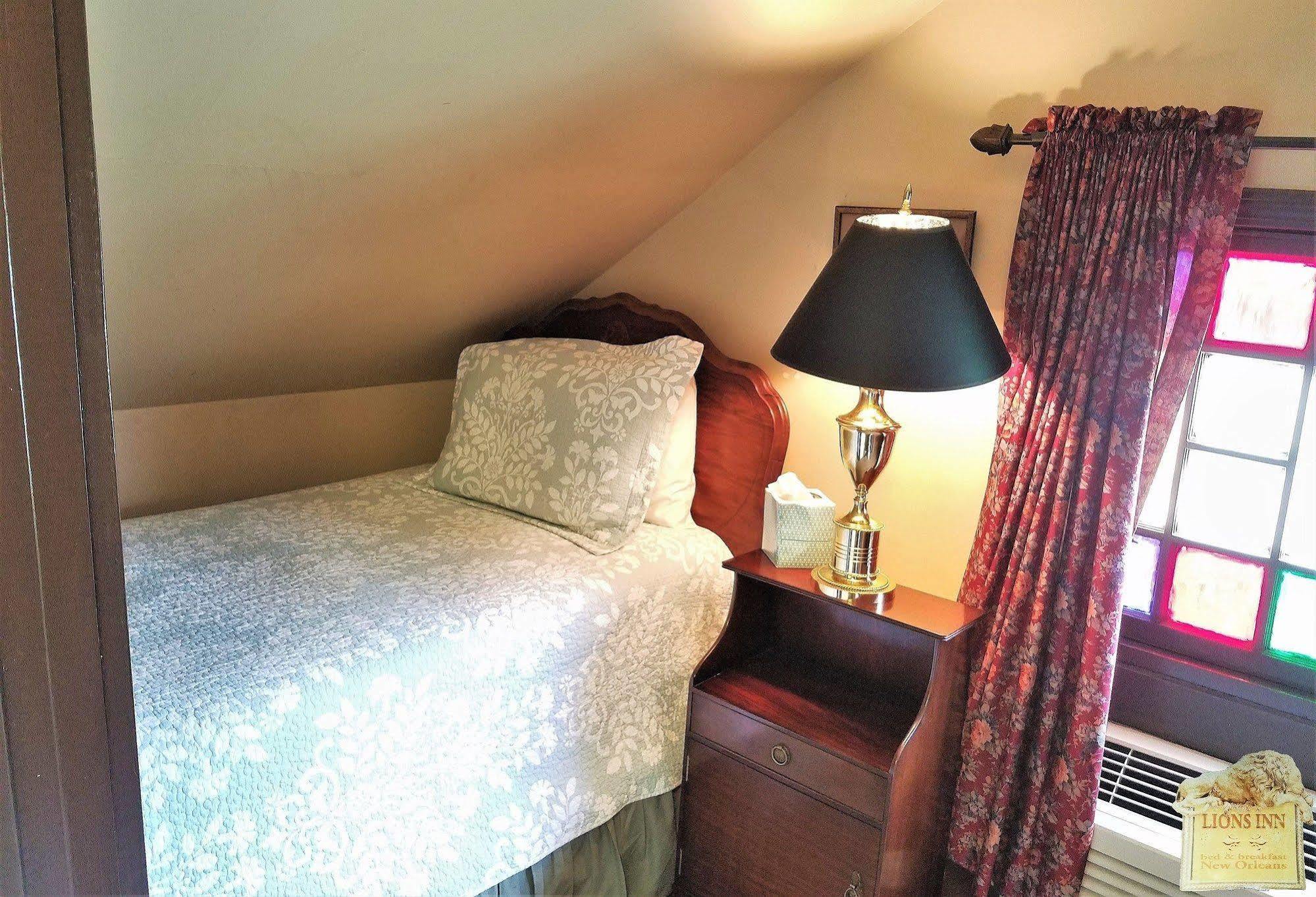 Lion'S Inn Bed And Breakfast Ню Орлиънс Екстериор снимка