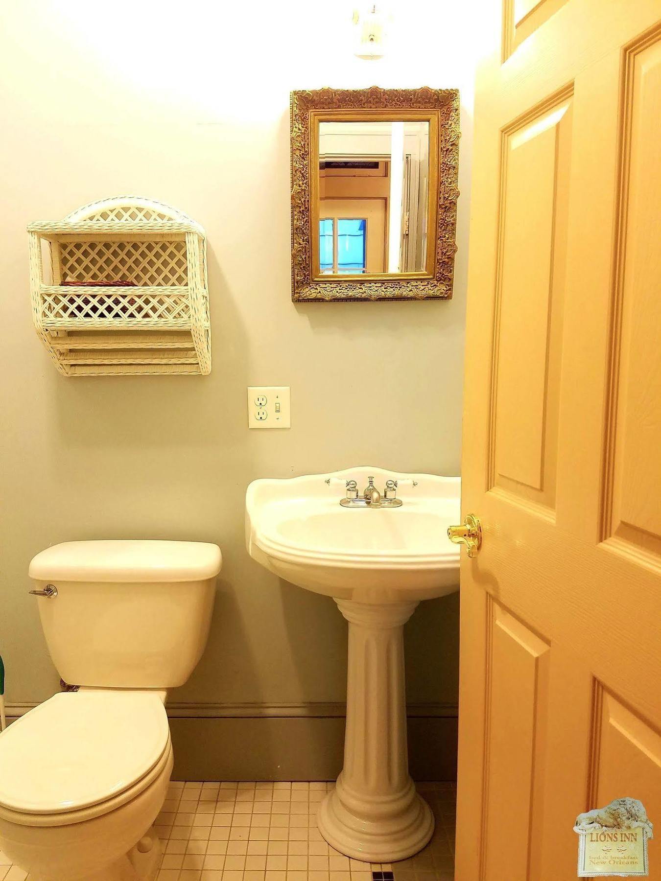 Lion'S Inn Bed And Breakfast Ню Орлиънс Екстериор снимка