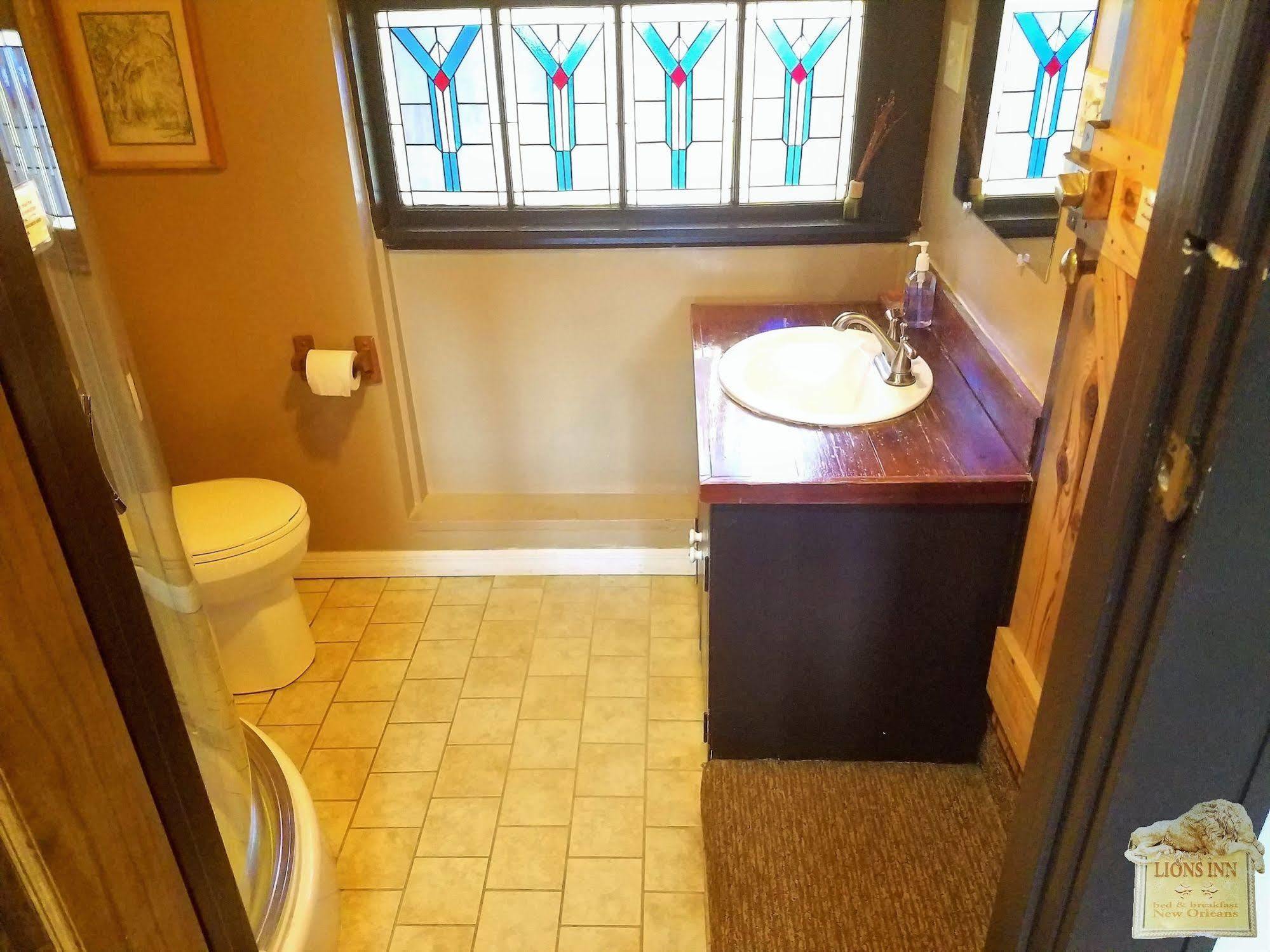 Lion'S Inn Bed And Breakfast Ню Орлиънс Екстериор снимка