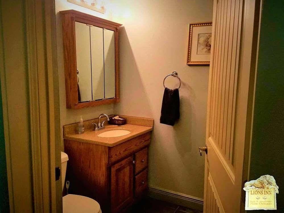 Lion'S Inn Bed And Breakfast Ню Орлиънс Екстериор снимка